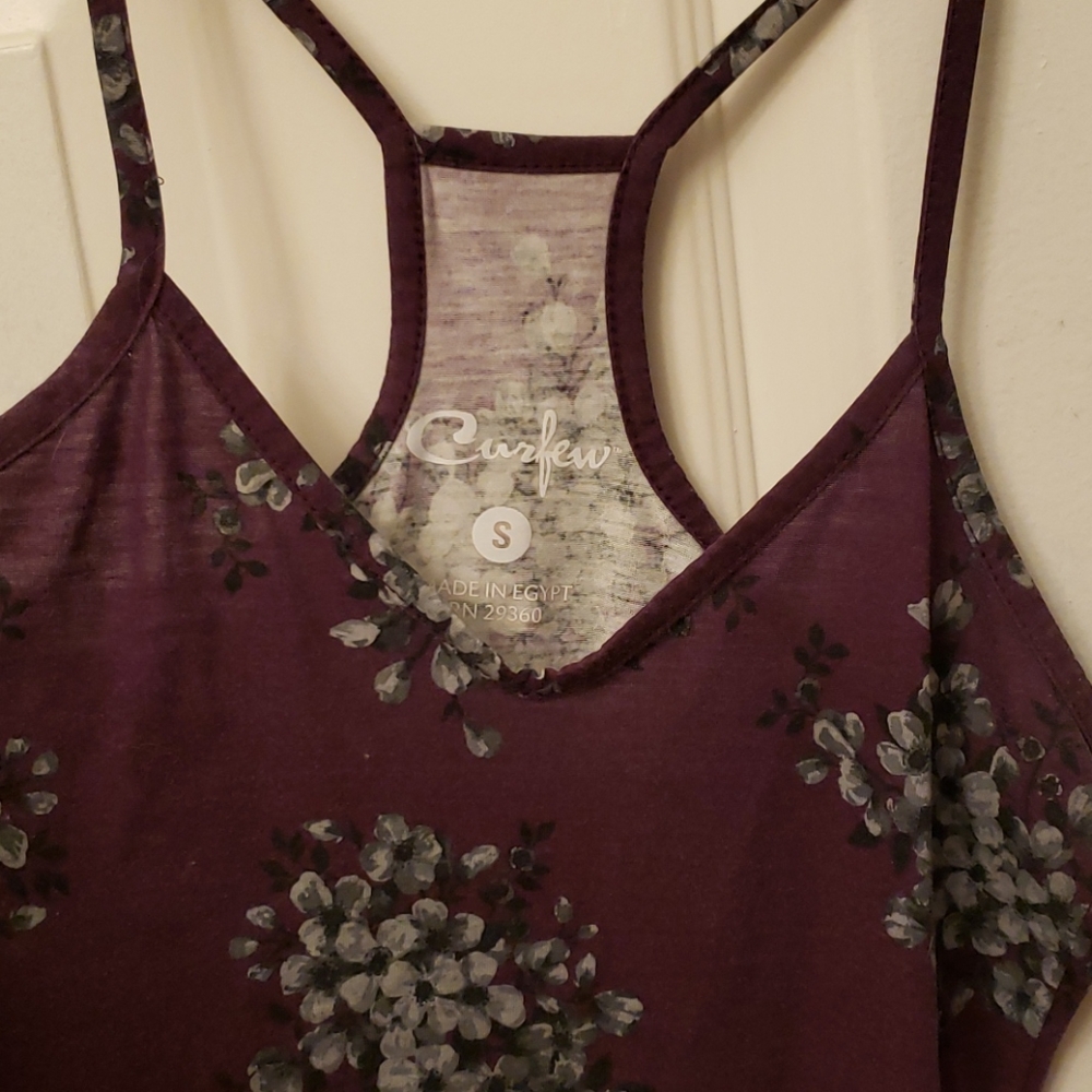 Tank top - Picture 2 of 3